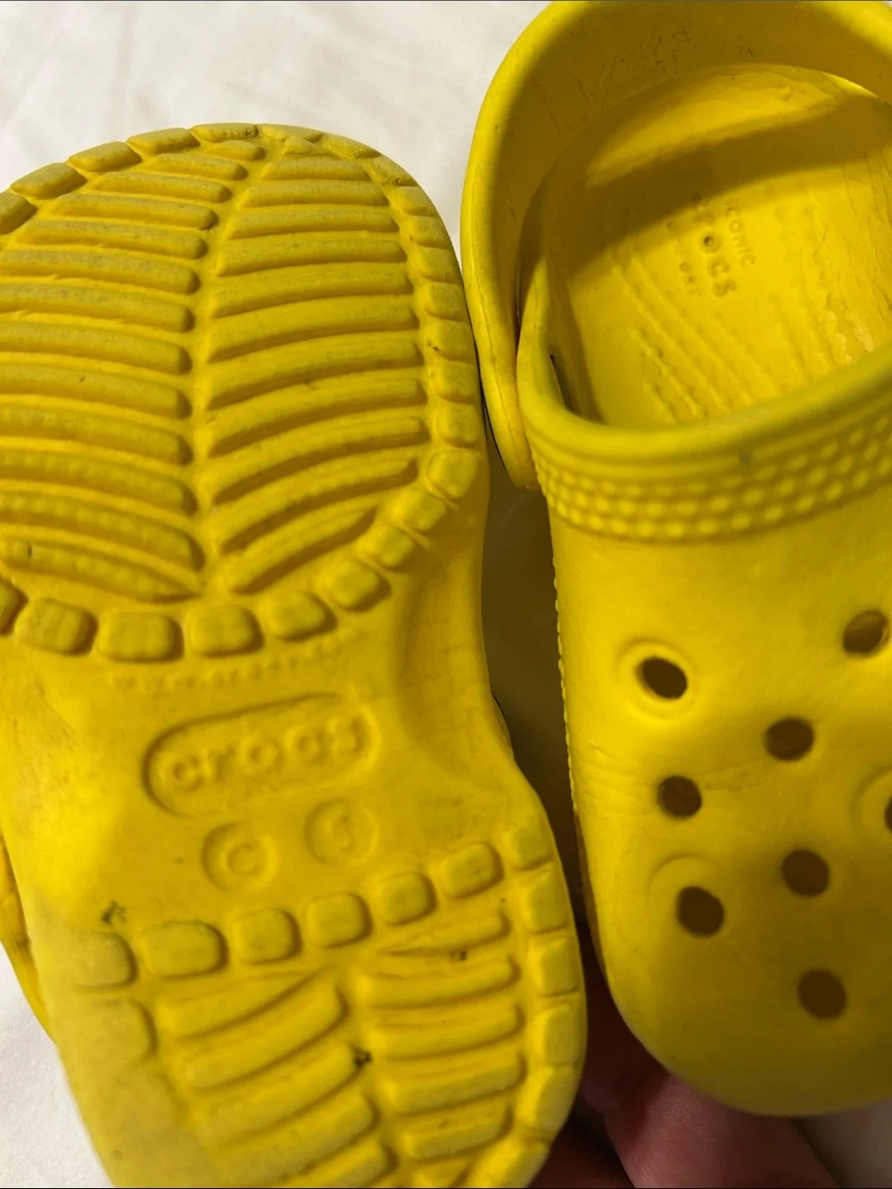 Crocs Yellow Kids Clog Sandals - Lightweight Slip-On, Size C5.